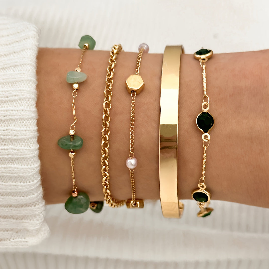 Aethique | Set of 5 Bohemian Bracelets with Green Stones and Vintage Details