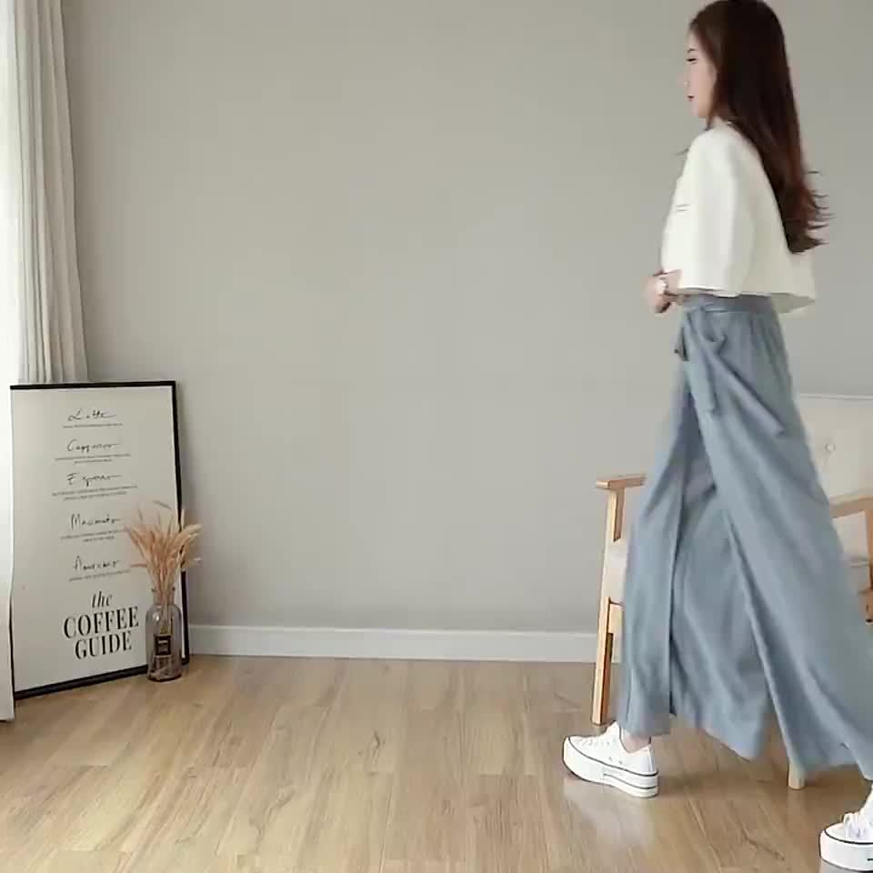 Caexine | Wide Leg Trousers with Pleats and Elegant Cut