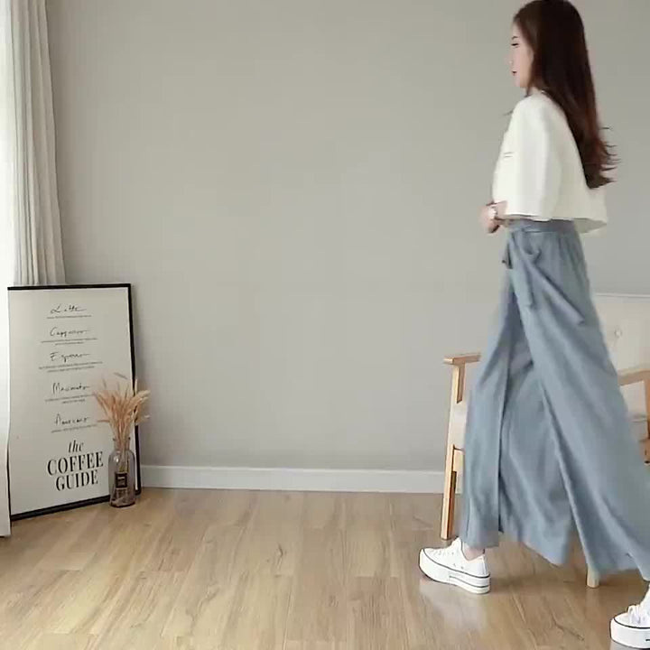 Caexine | Wide Leg Trousers with Pleats and Elegant Cut