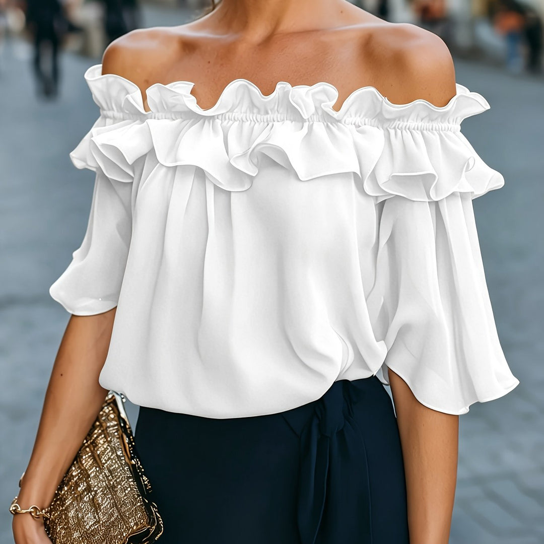 Bruvelle | Elegant Off-Shoulder Blouse with Short Sleeves
