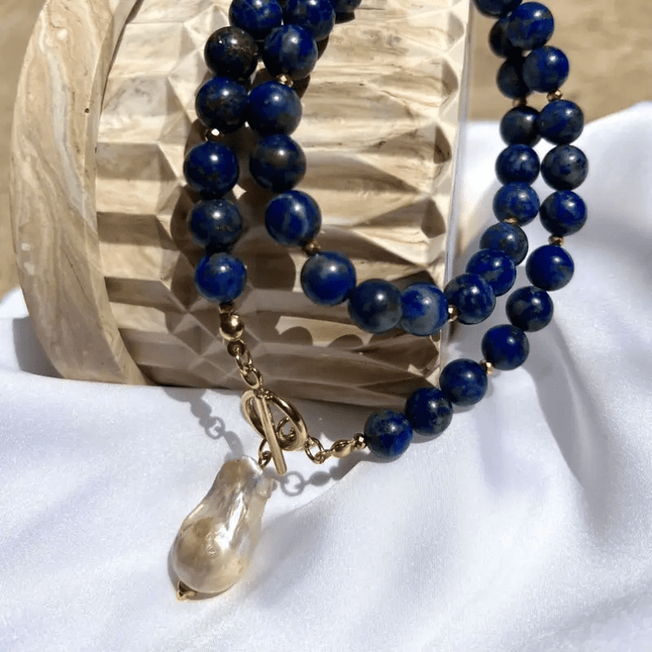 Havento™ Baroque Bohemian Collar with Pearls and Navy Blue Details