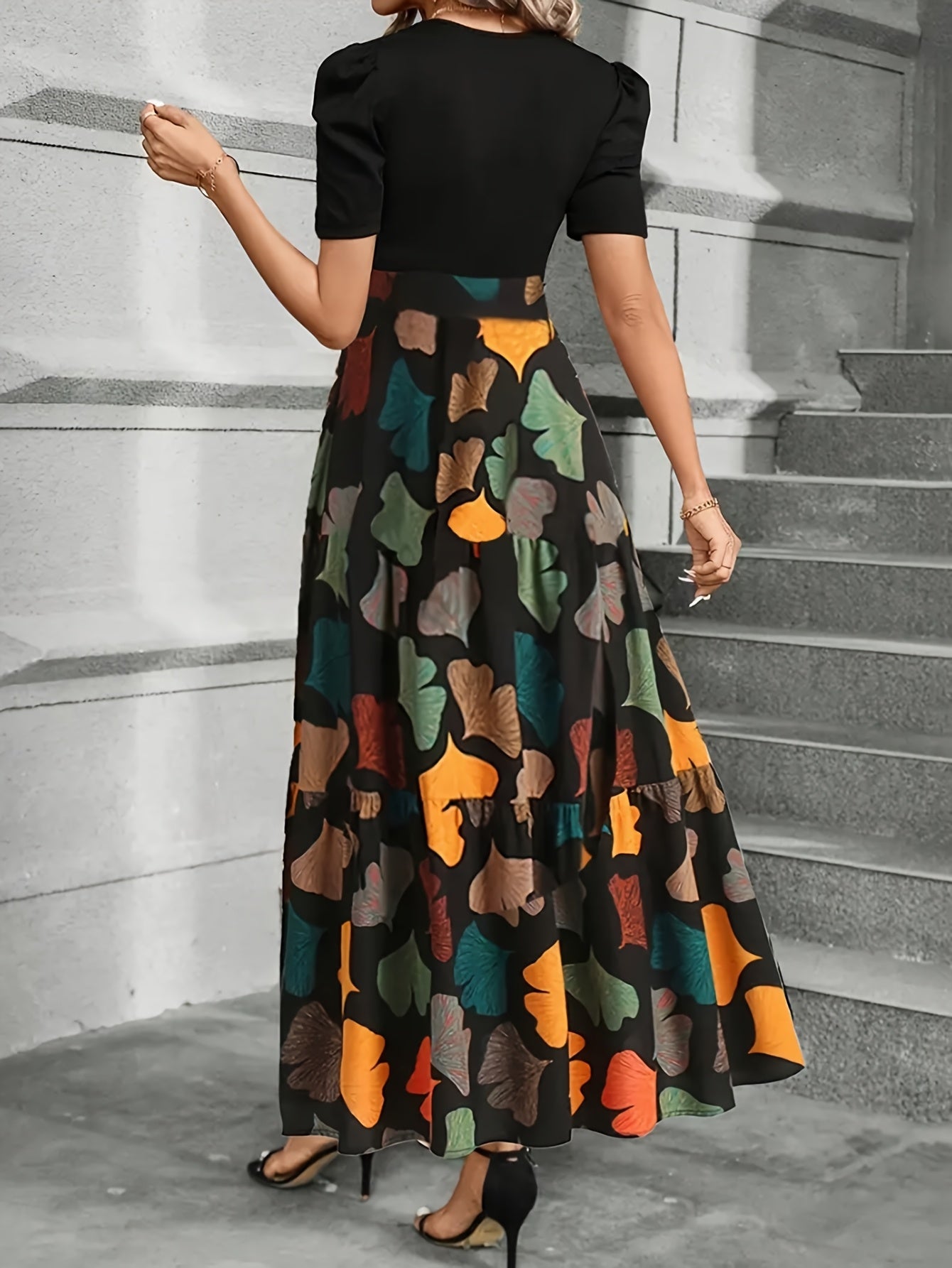Vanya™ Elegant Midi Dress with Geometric Print and Puff Sleeves