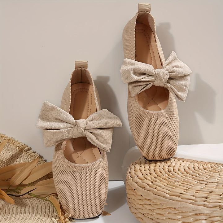 Neria | Breathable Flat Shoes for Women with Decorative Bow