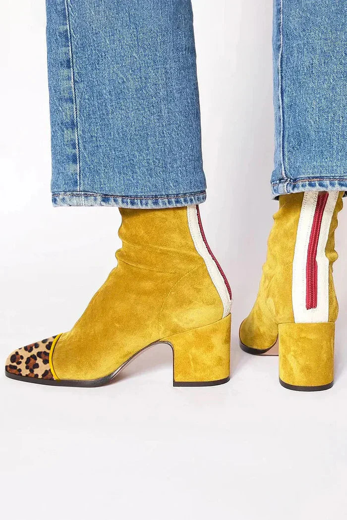 Calíra™ Elegant Heeled Suede Ankle Boots