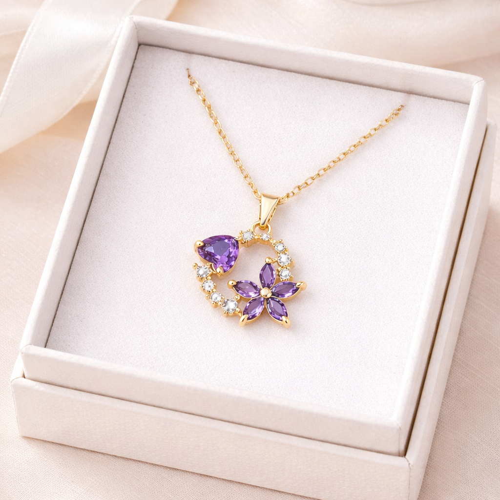 Halia™ Heart in Bloom Collar