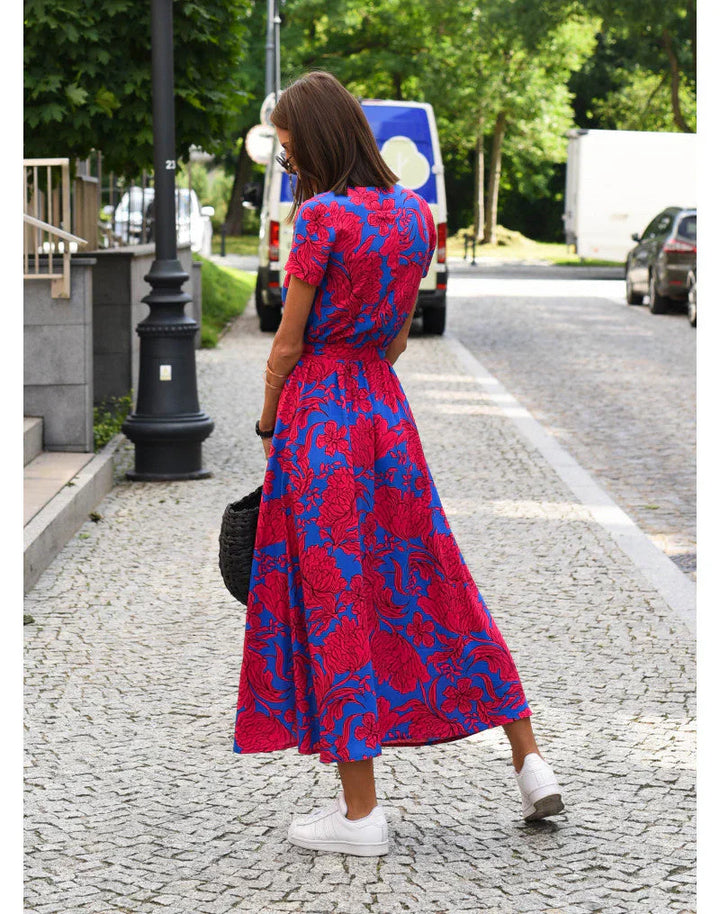 Delia™ Elegant Dress with V-Neck and Shaping Cut