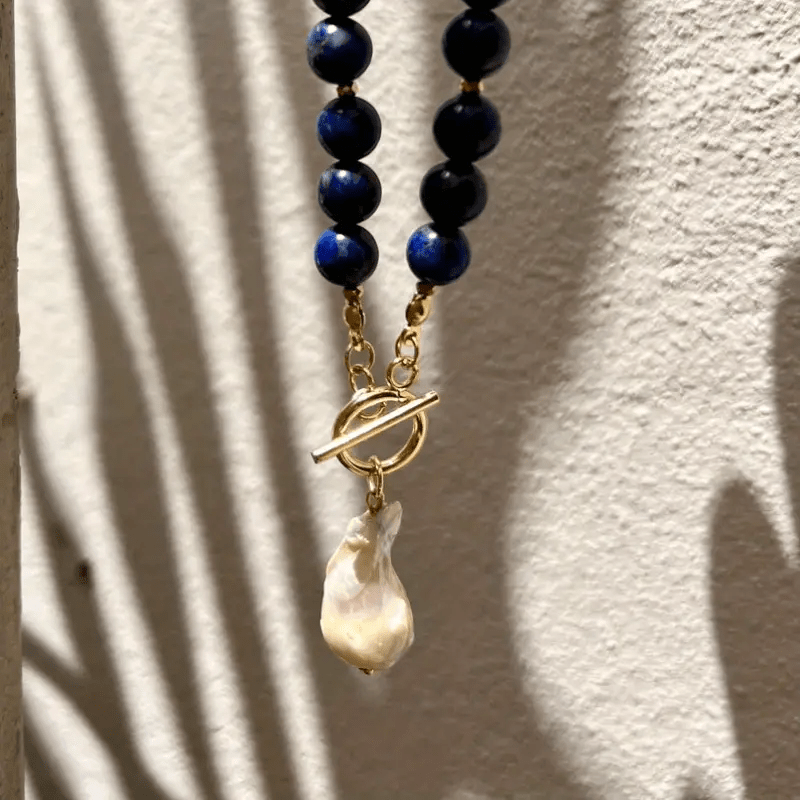 Havento™ Baroque Bohemian Collar with Pearls and Navy Blue Details