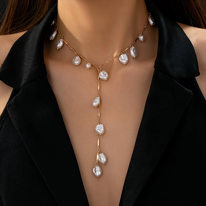 Hevoxe | Elegant Y-Shaped Necklace with Pearls and Irregular Design