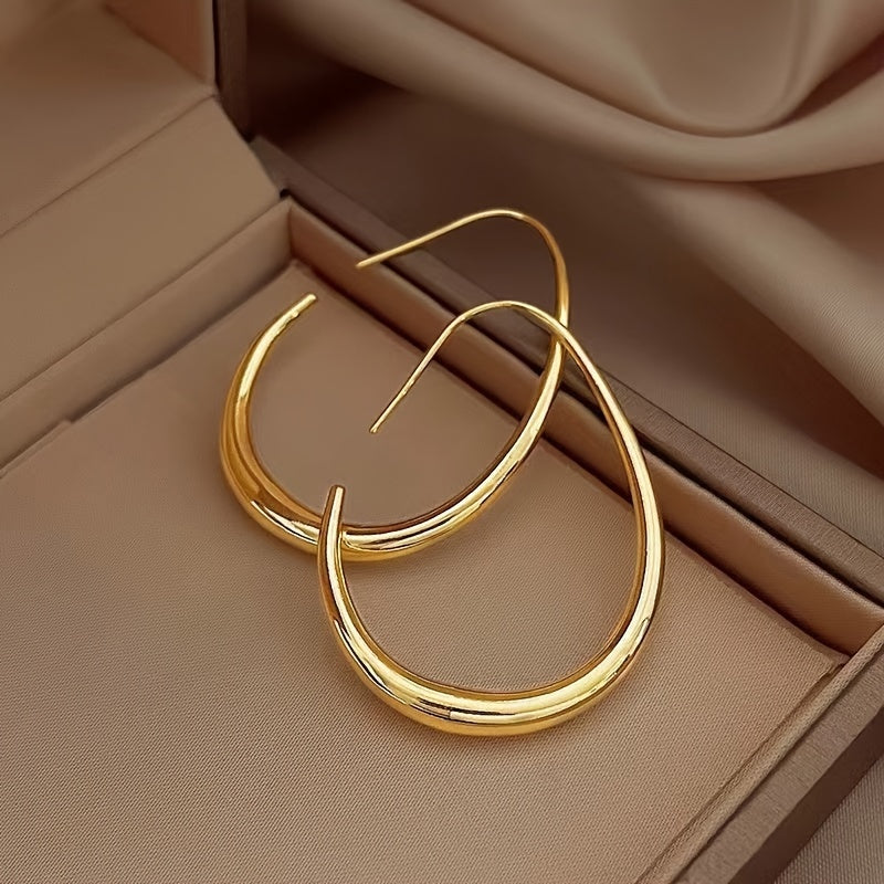 Raya™ Minimalist Drop Earrings with Elegant Design