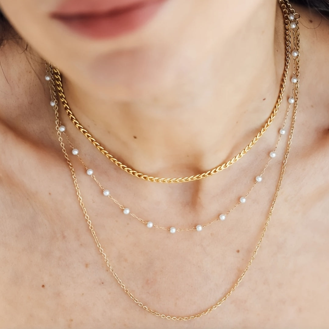 Winsley™ Elegant Three-Layer Collar with Gold Finish