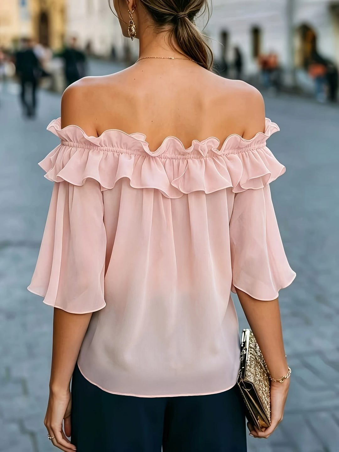 Bruvelle | Elegant Off-Shoulder Blouse with Short Sleeves