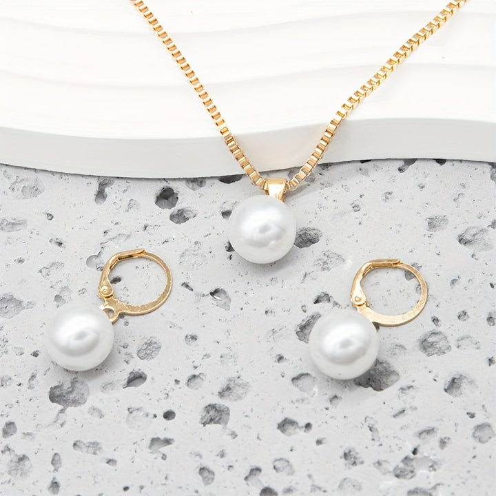 Isara™ Elegant Pearl Jewelry Set with Sophisticated Finish