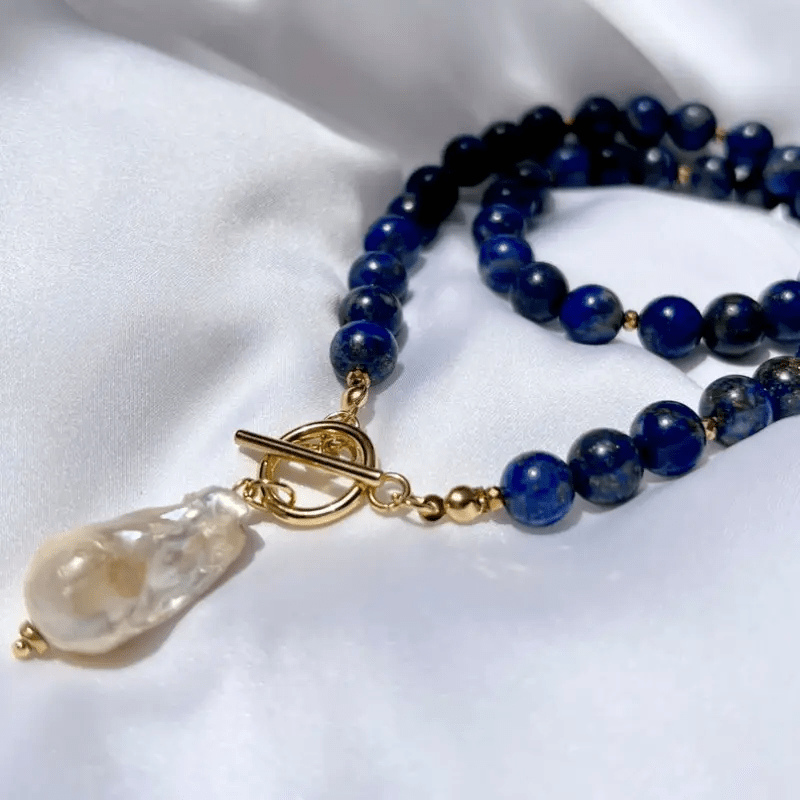 Havento™ Baroque Bohemian Collar with Pearls and Navy Blue Details