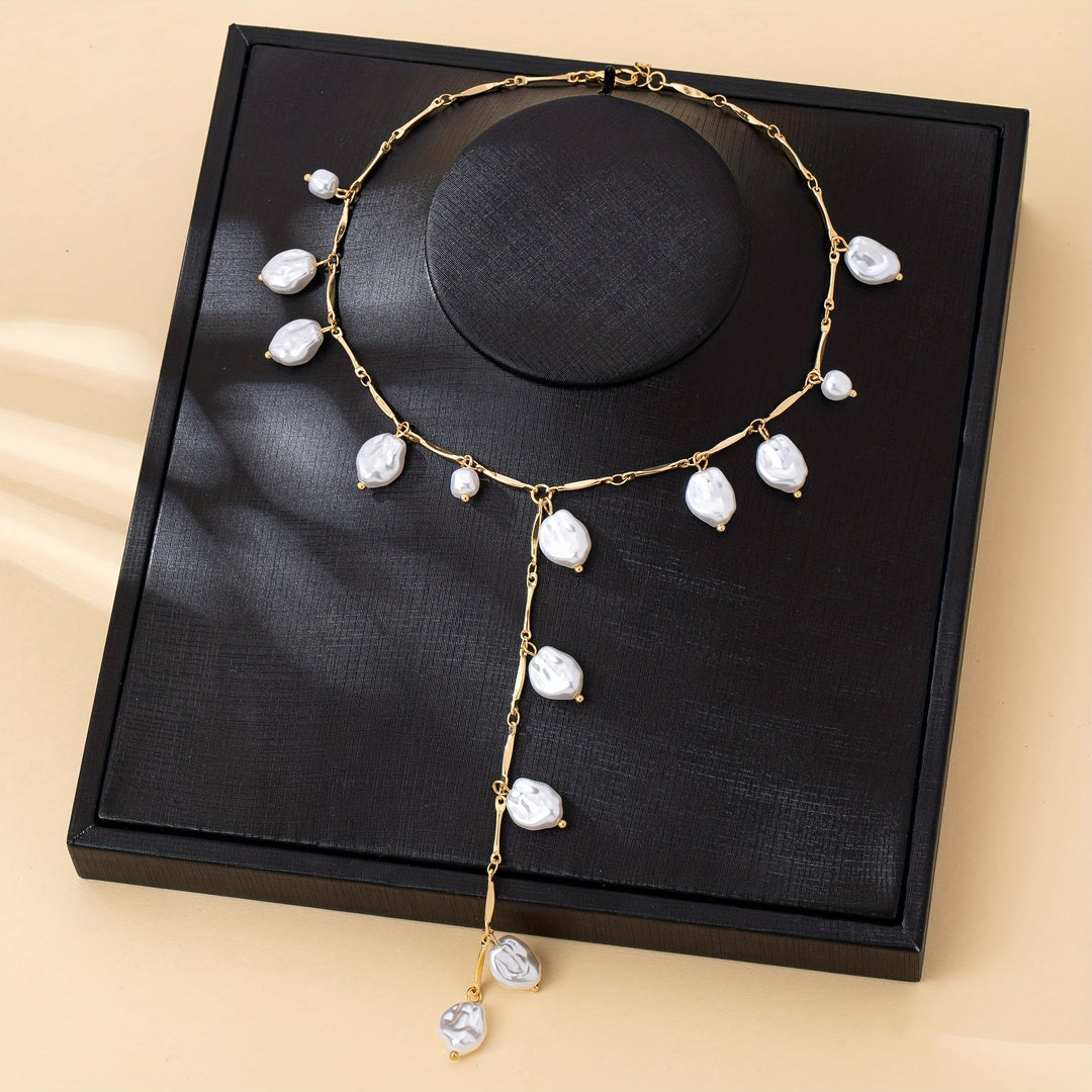 Hevoxe | Elegant Y-Shaped Necklace with Pearls and Irregular Design