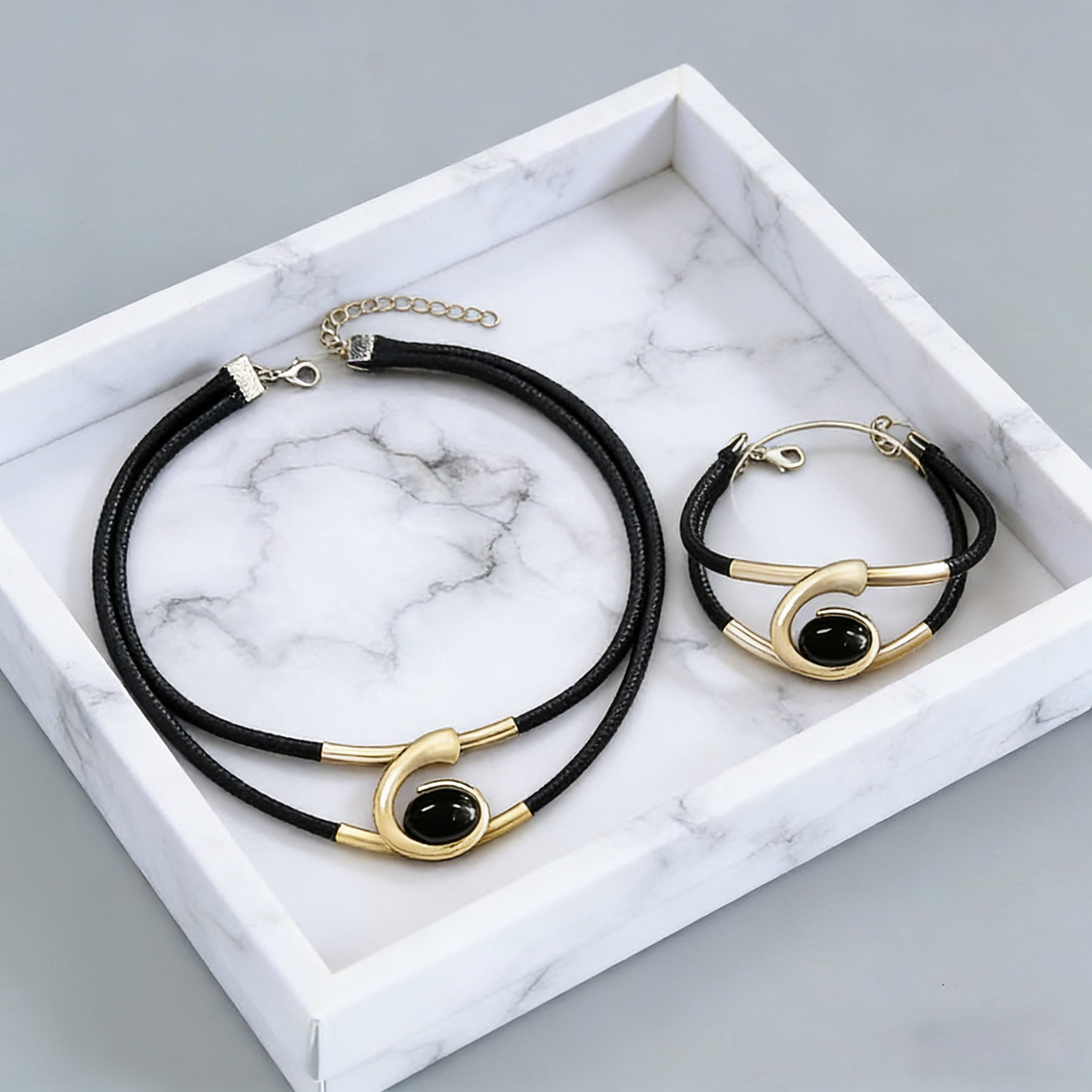 Suri™ Vintage Boho Style Necklace and Bracelet Set